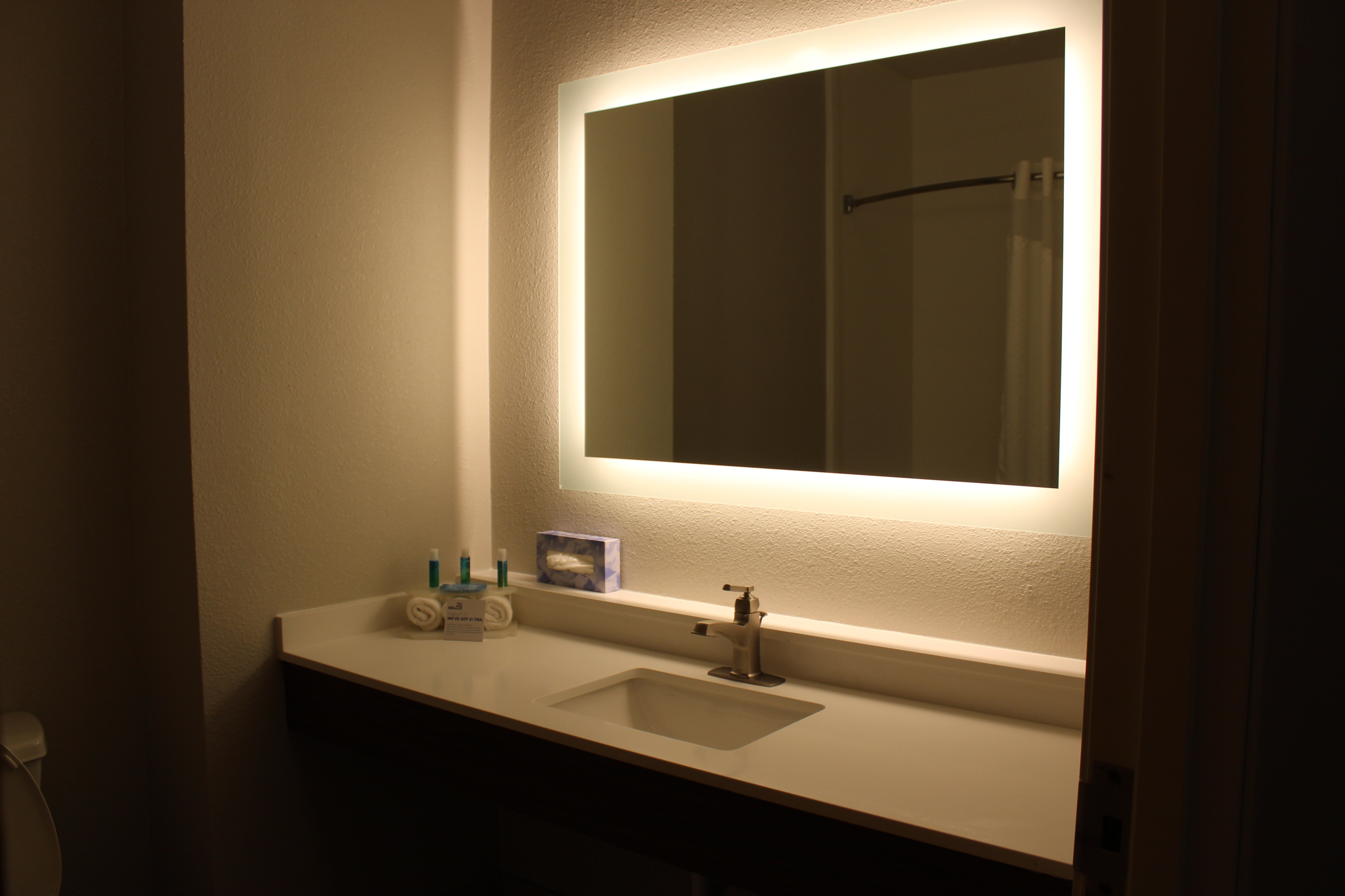 Holiday Inn Express Hotel and Suites Mansfield 52/52