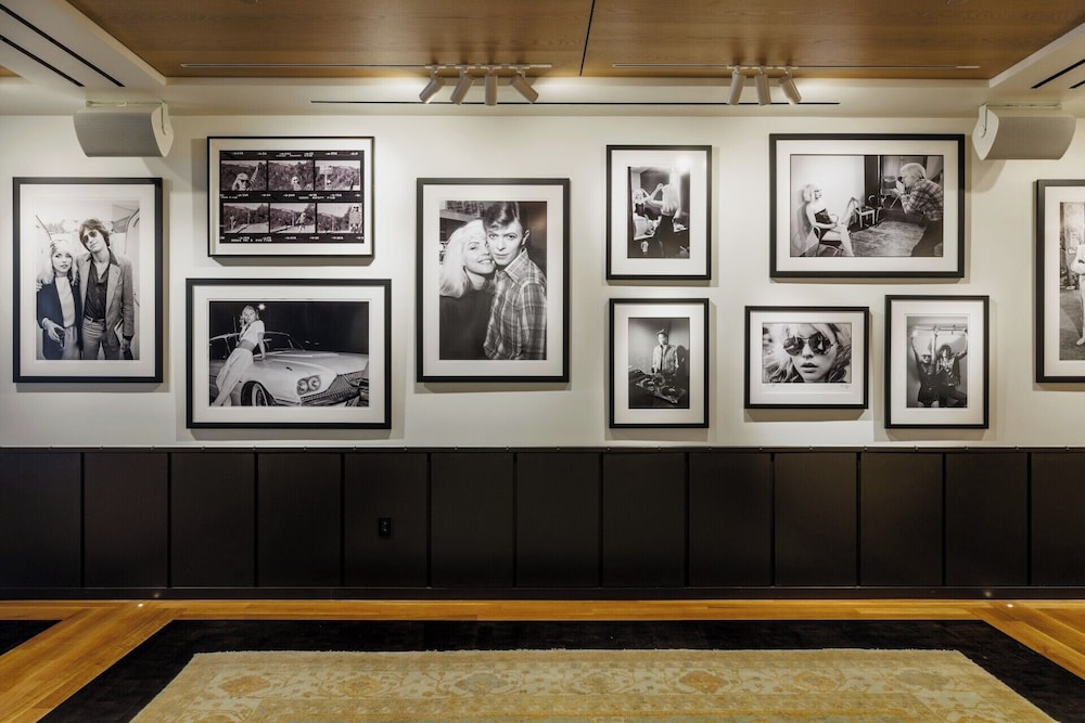 Soho Grand Hotel 8/73