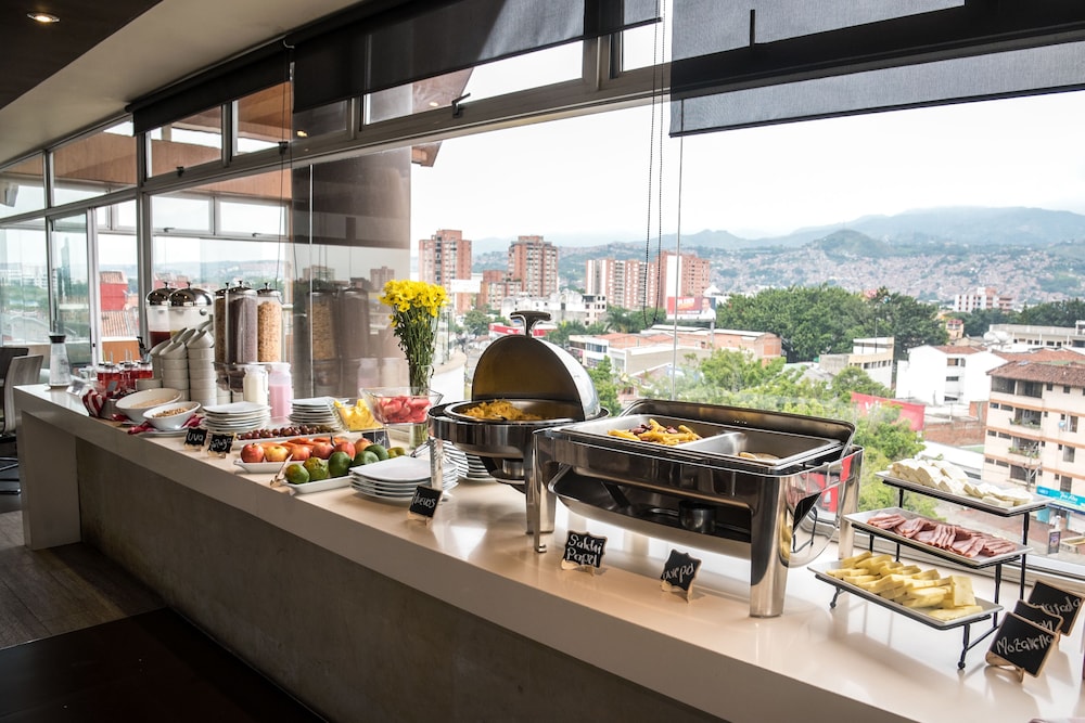 Hotel Toscana Plaza 47/65