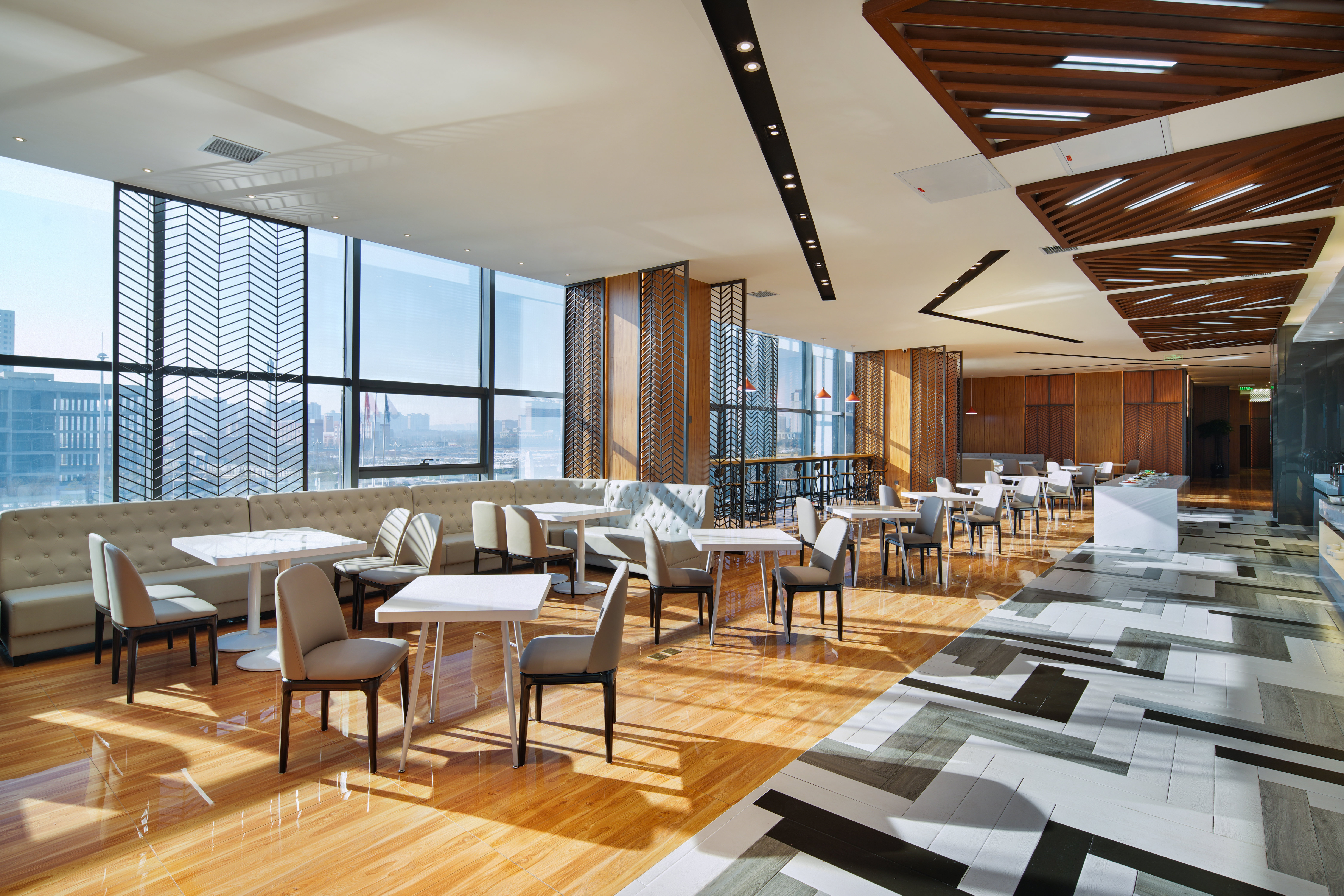 Holiday Inn Express Ulanqab Jining 14/18