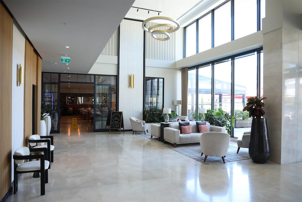 Ramada by Wyndham Izmir Aliaga 32/48