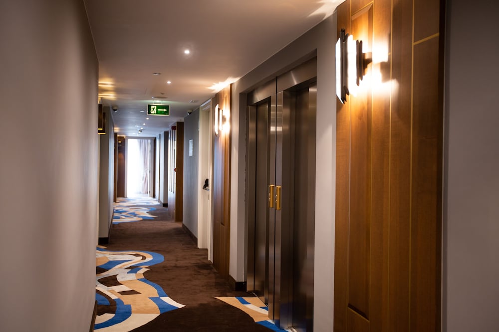 Elke Spa Hotel 66/74