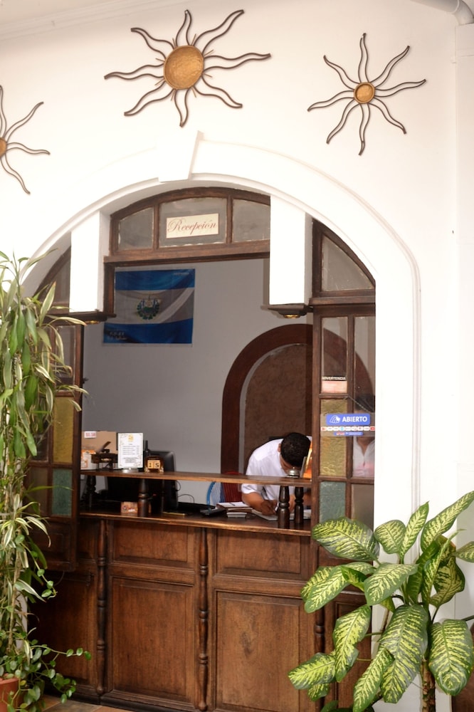 Villa Florencia Centro Hotel 11/58