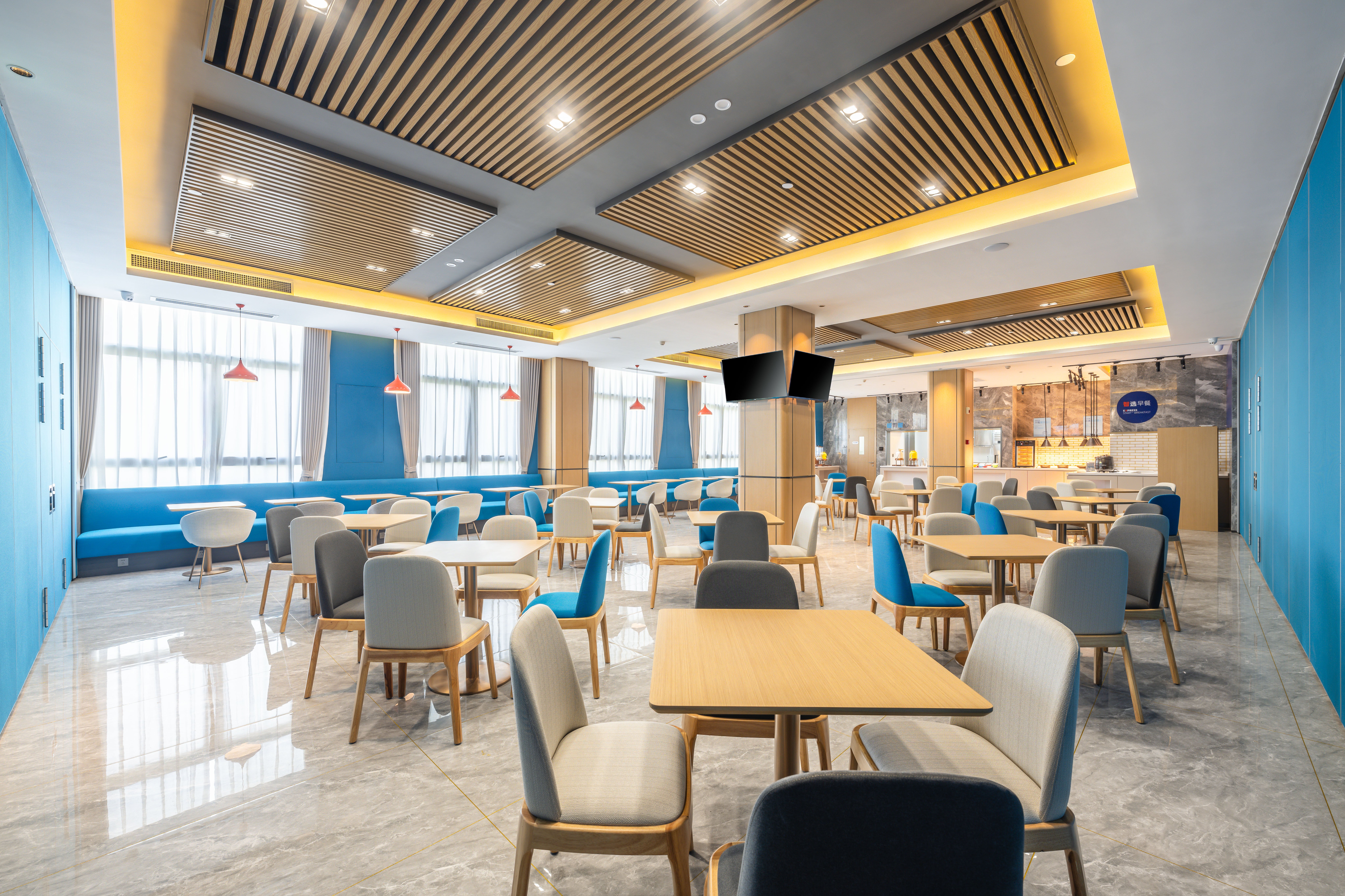 Holiday Inn Express Jurong Xianlin 27/44