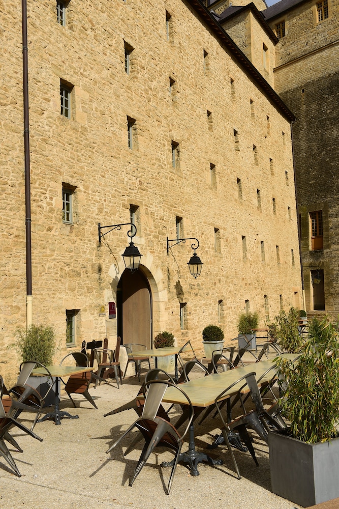 Hotel Le Chateau Fort 68/70
