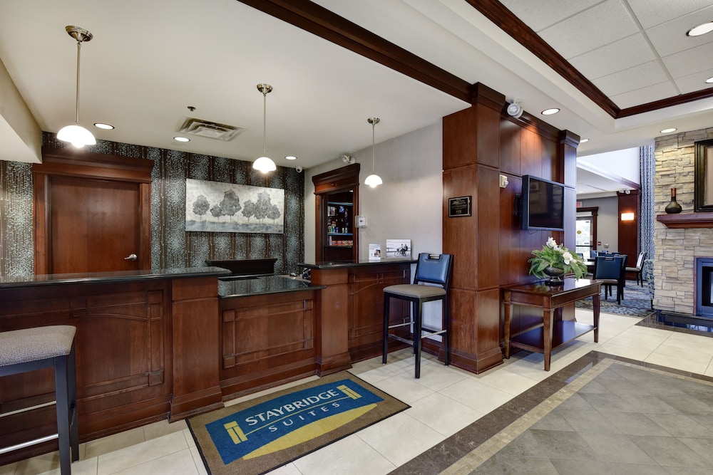 STAYBRIDGE SUITES GUELPH 11/78