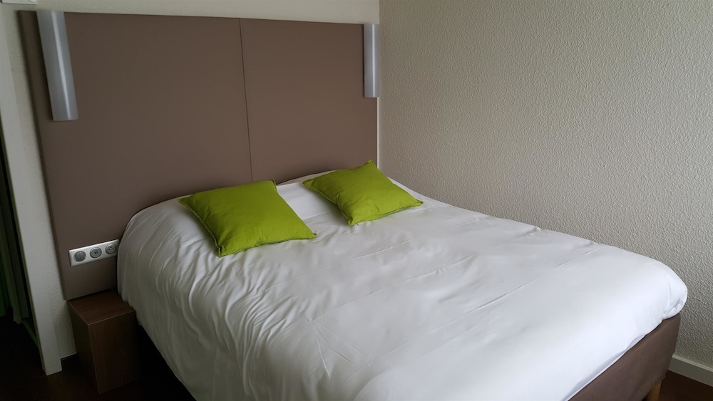 Standard, Double Bed