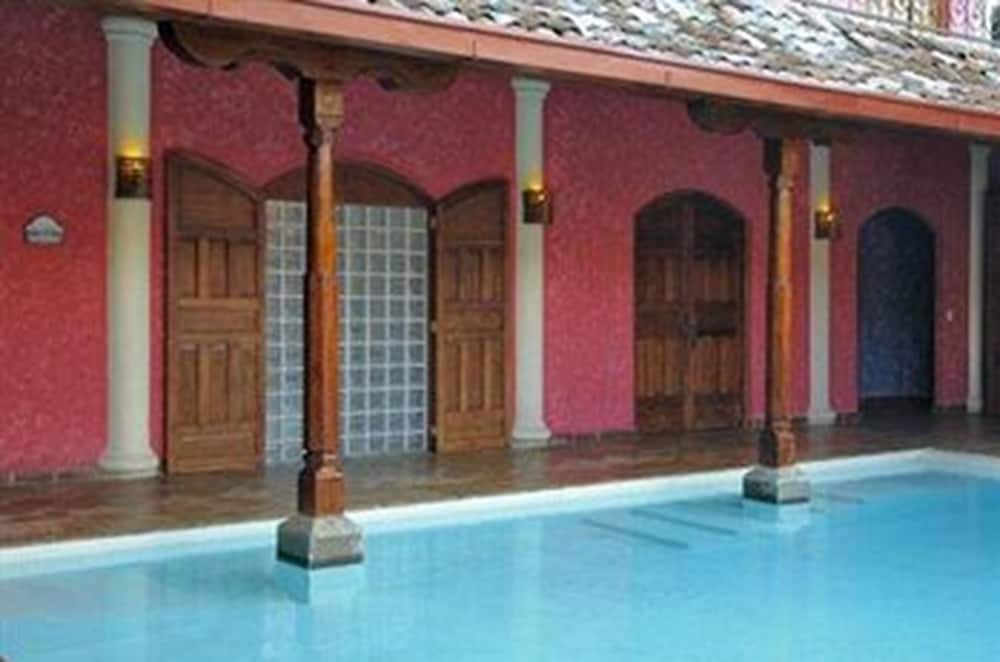 Casa del Consulado 30/56