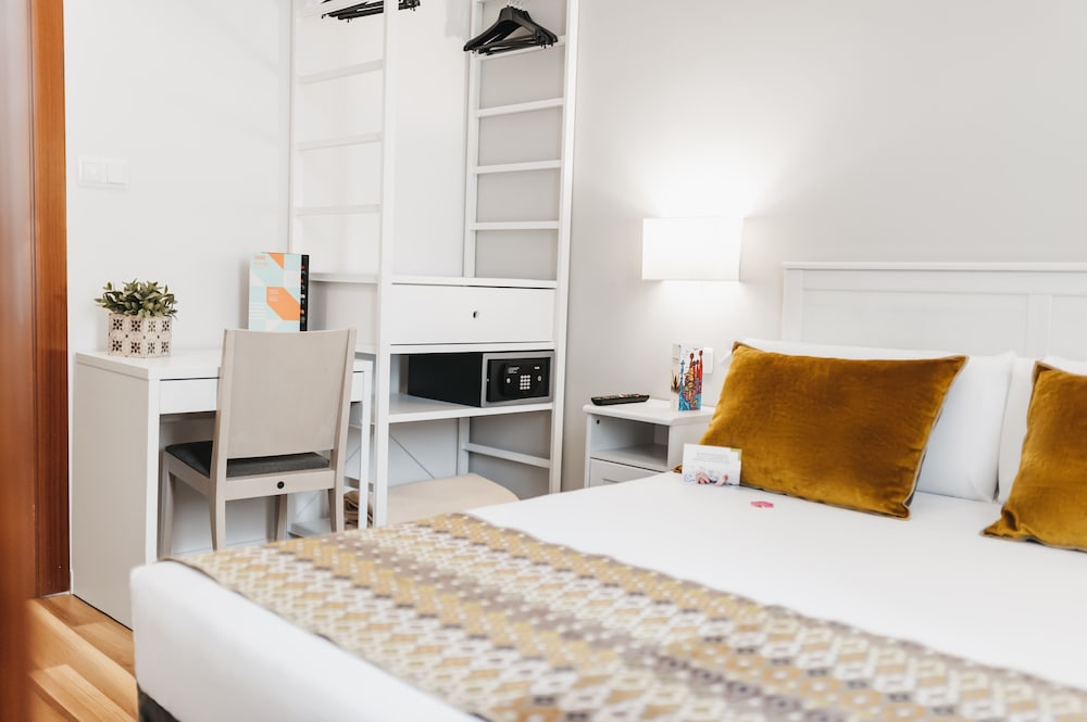 Oriente Atiram Hotel 27/77