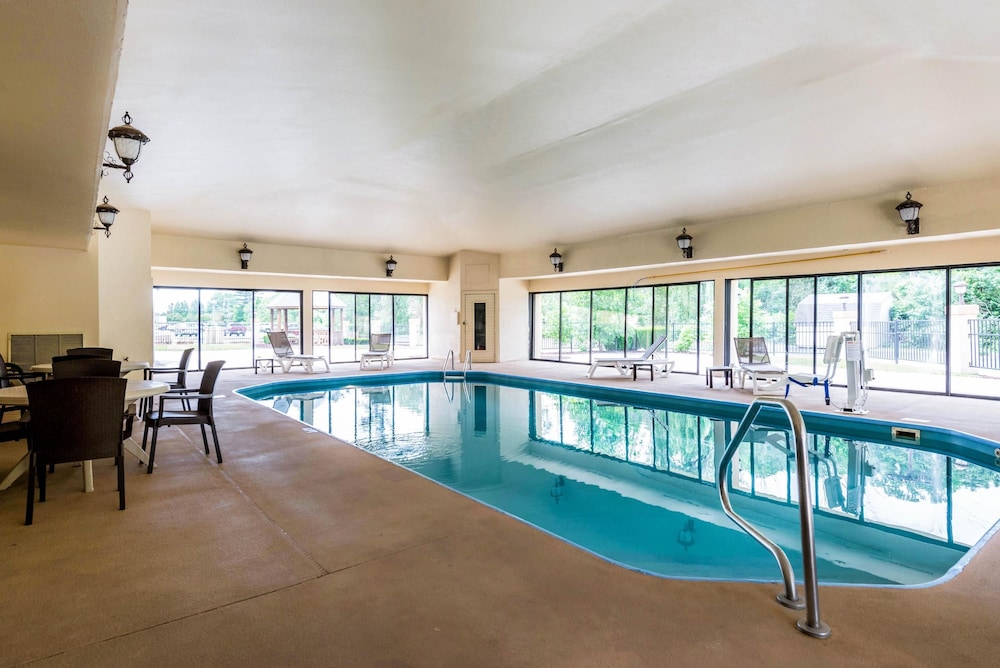 SureStay by Best Western Marion 17/39