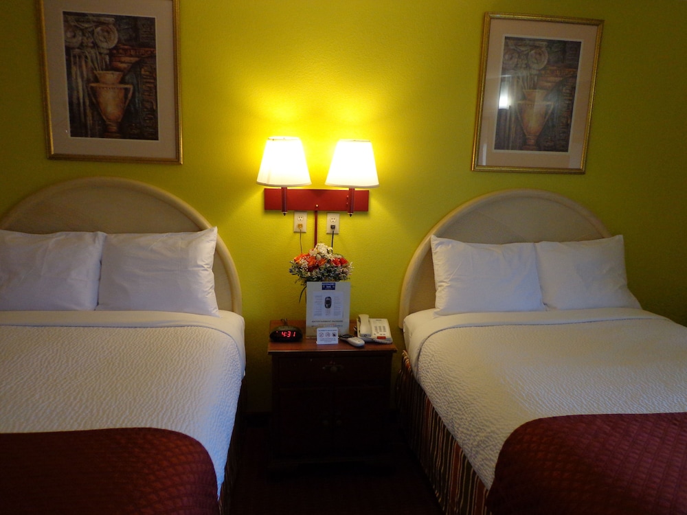 Economy Inn Express Warren 19/47