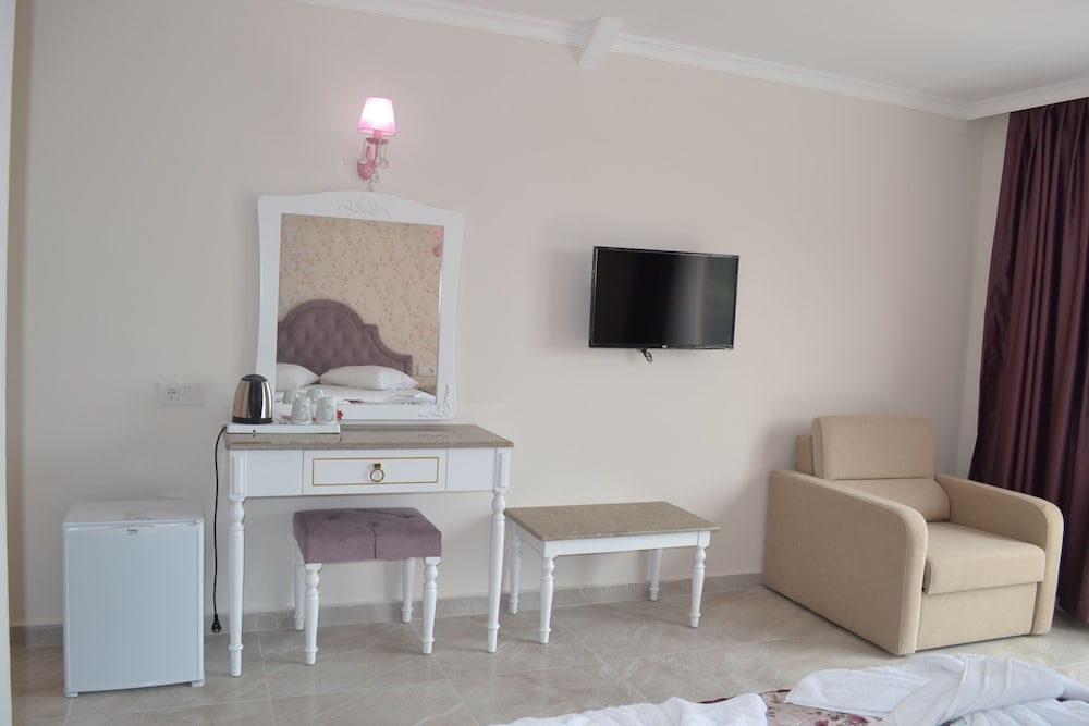 Turk Hotel 27/46