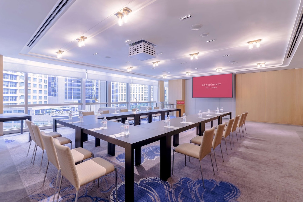 GRAND HYATT KUALA LUMPUR 57/69