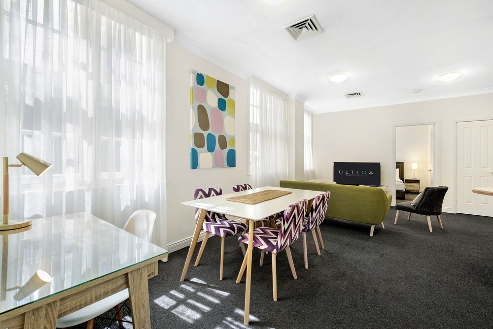 Ultiqa Rothbury Hotel 48/71