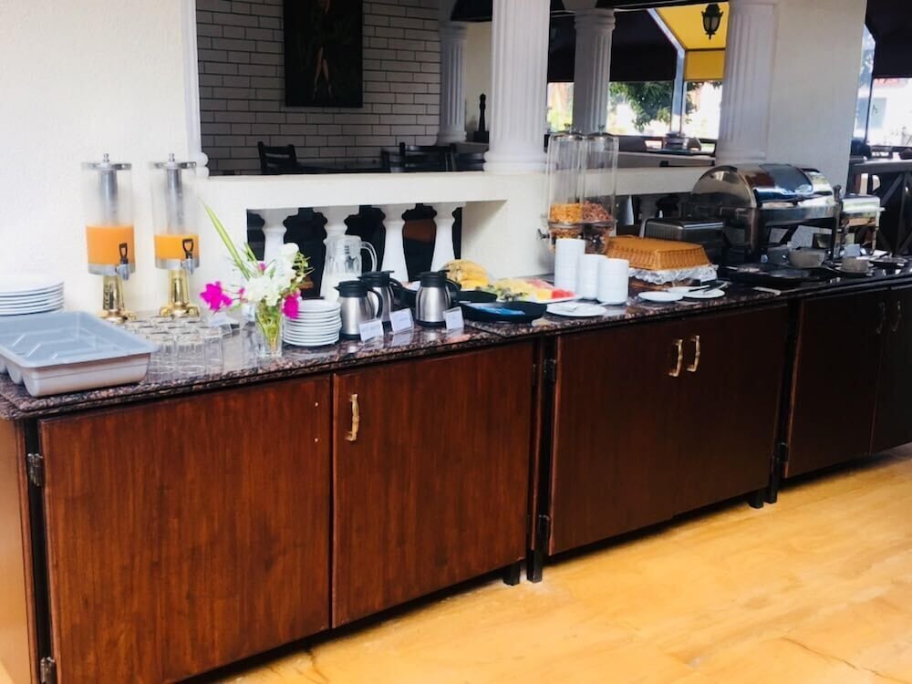 Ziva Suites 38/50