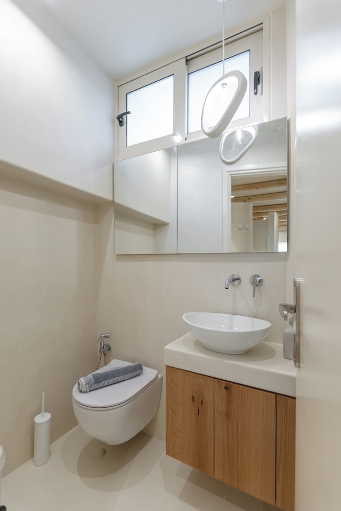 Antony Suites 46/50