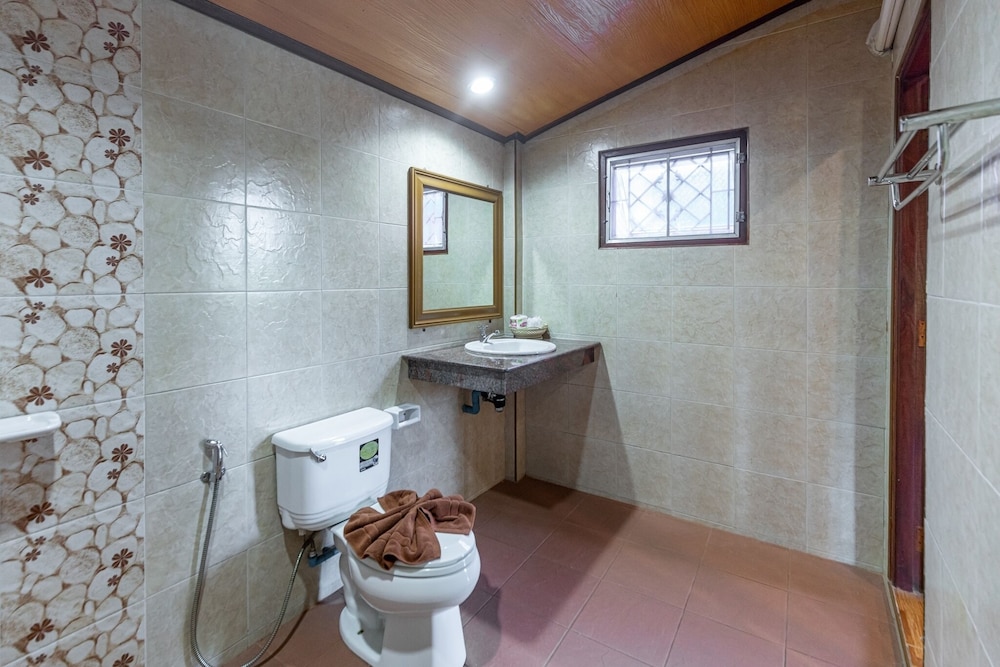 Khaosok Rainforest Resort 47/50