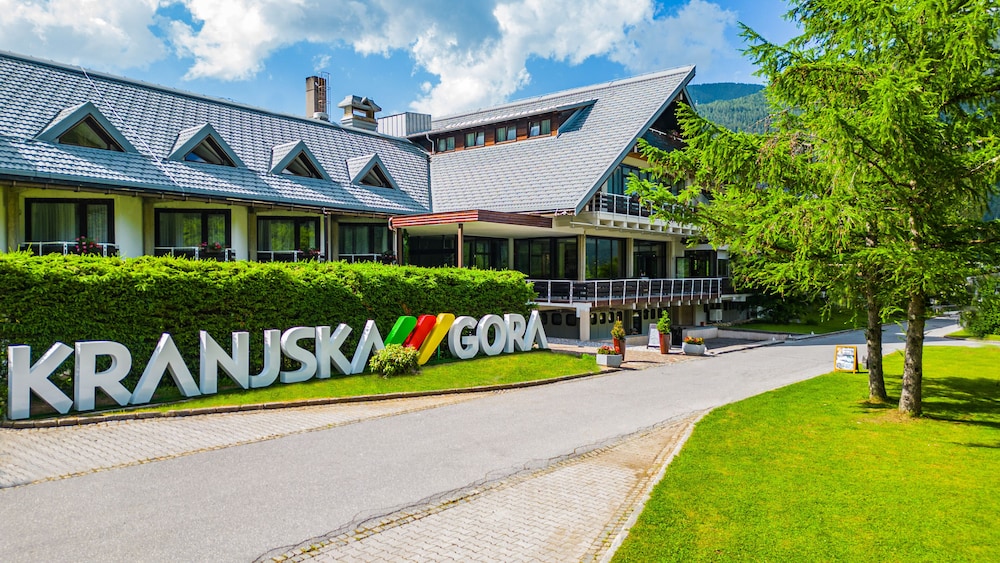 Hotel Kranjska Gora 41/53
