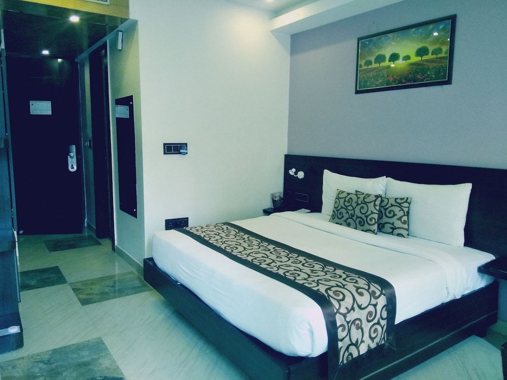 Hotel Vijay Paradise 13/50