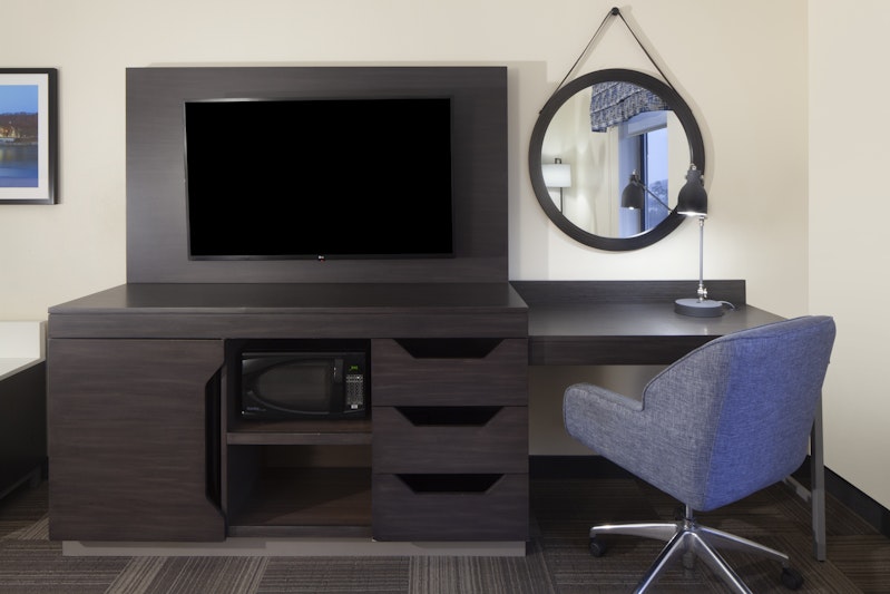Hampton Inn Charleston Southbridge 40/41