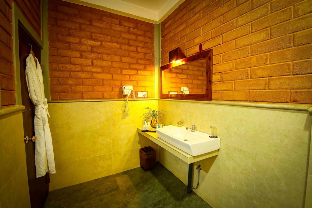 Elephas Resort & Spa 39/40