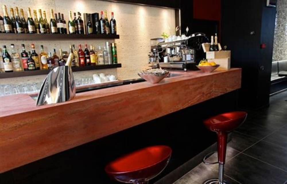 Hotel Five 44/51