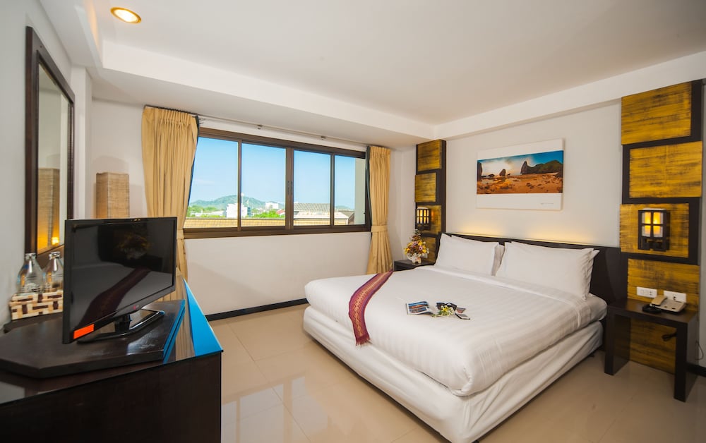 Crystal Inn Phuket 15/38