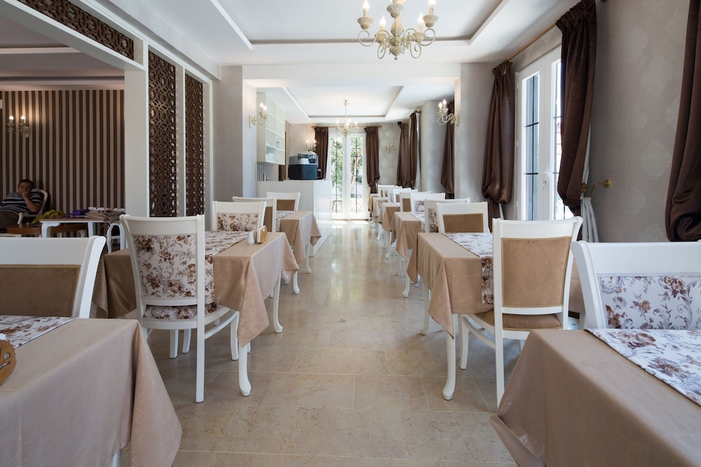Enda Boutique Hotel 49/70