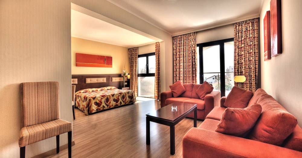 Livadhiotis City Hotel 42/64
