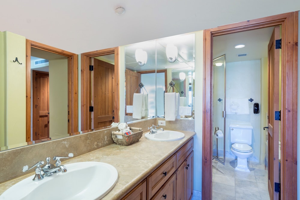 1 Bedroom, Condominium, Superior, Queen Bed, Mountain View