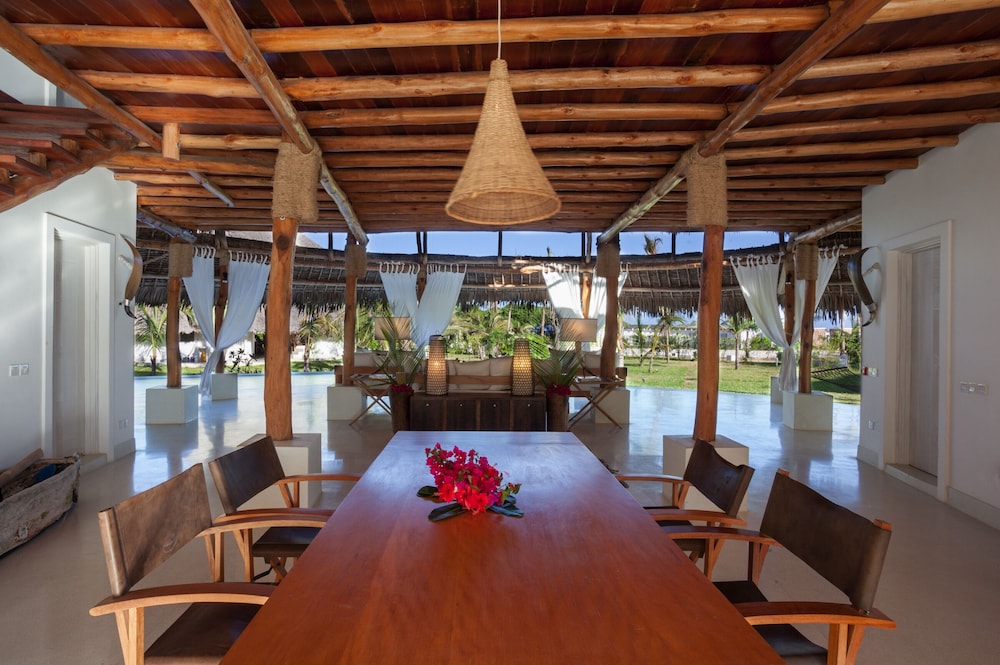 Leopard Point Luxury Beach Resort & Spa 42/52