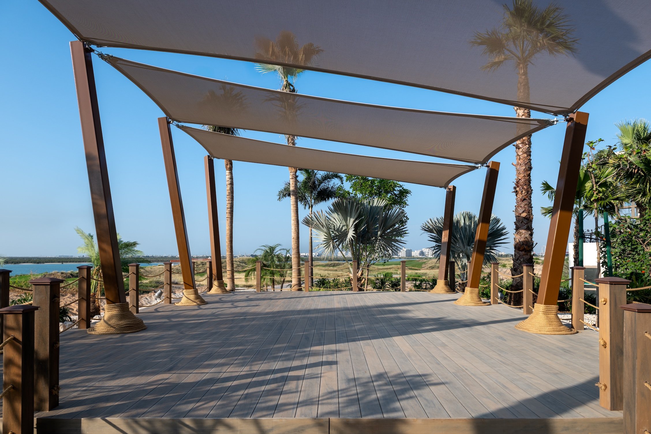 Yas Plaza Bay by IHG 102/114