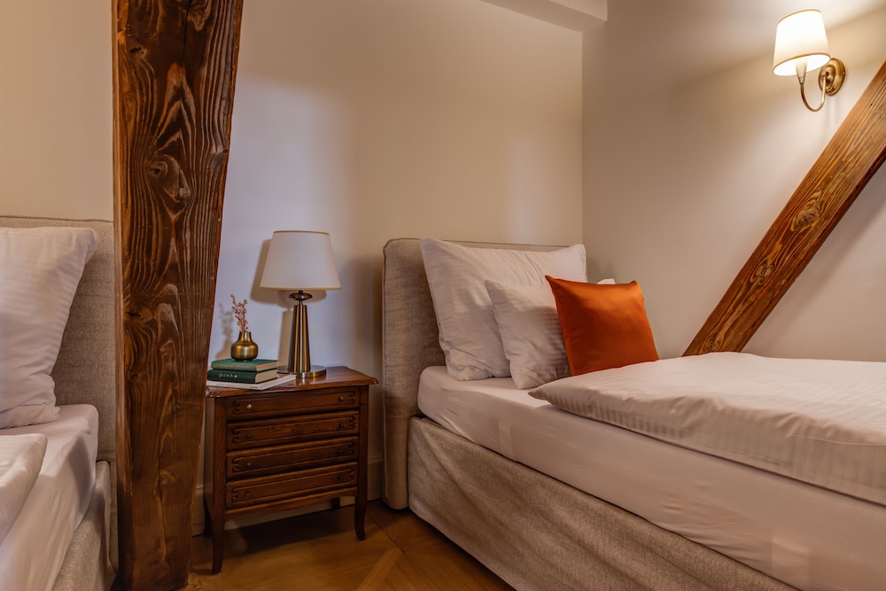 Hostel Santini Prague 15/50