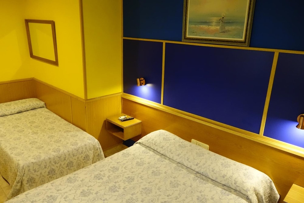 Tripolis Toledo Hostal 27/44