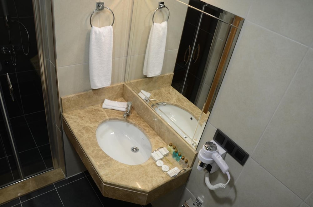 Cinarpark Otel 40/43