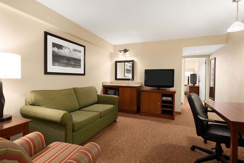 Travelodge Suites by Wyndham Regina / Eastgate Bay 44/71