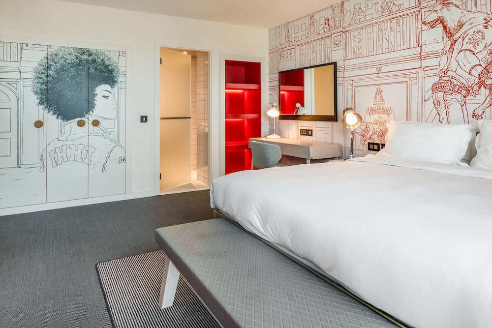 Radisson Red Glasgow 13/67
