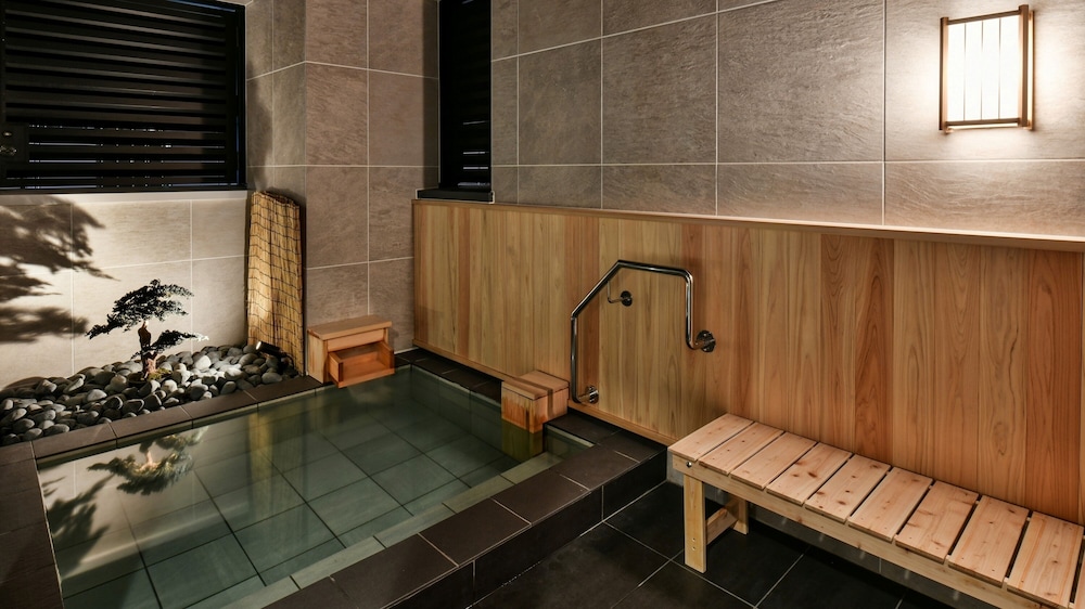 REF Matsuyama City Station by Vessel Hotels 20/50