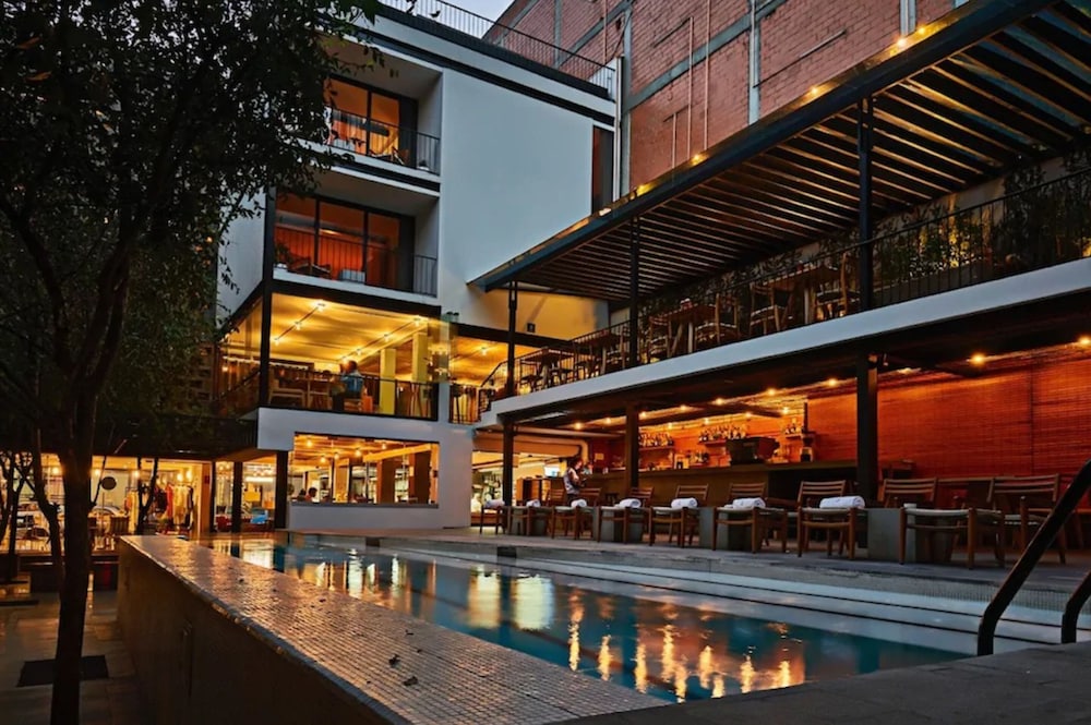 Carlota Hotel 45/50