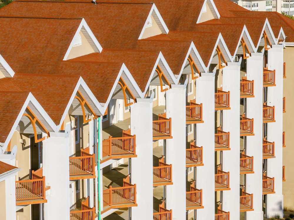 Capital Resorts Grand Crowne Resorts 27/50