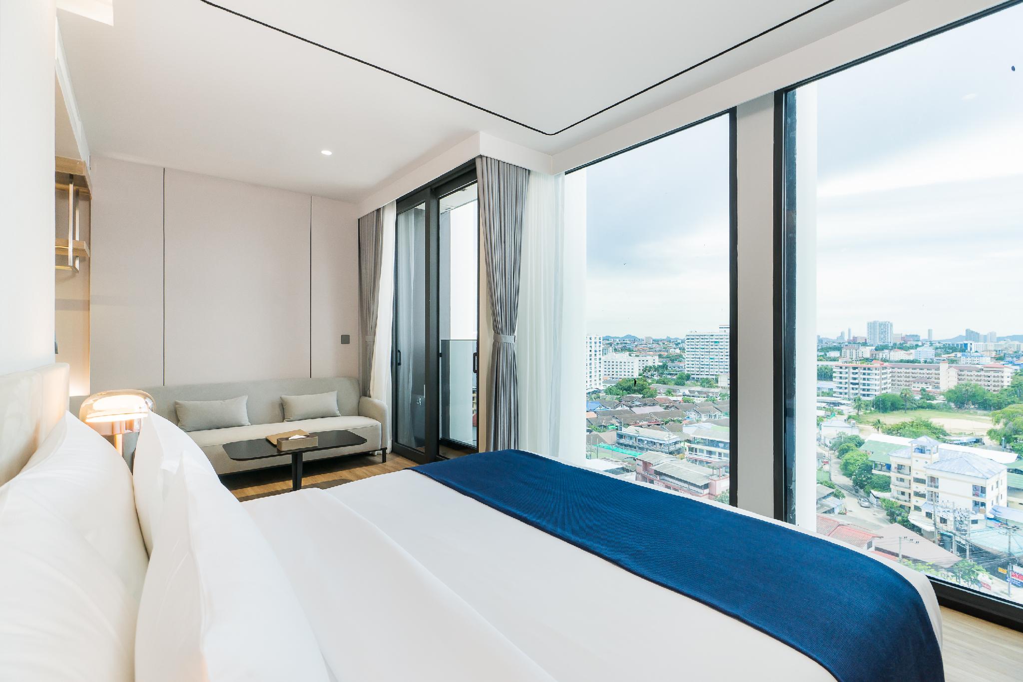 Premier, with View, High Floor