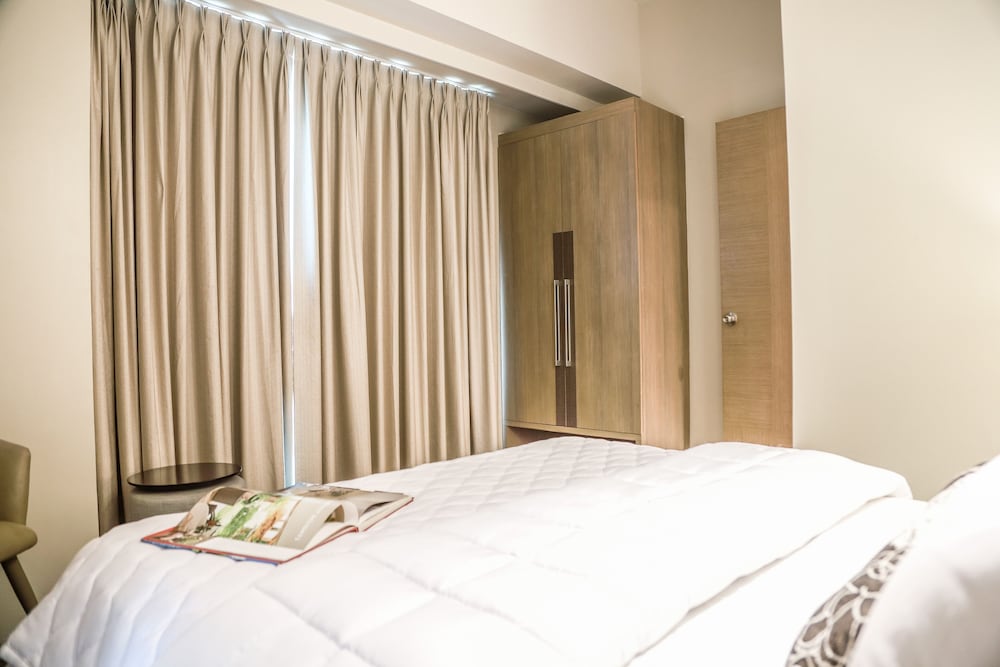 Sotogrande Katipunan 21/72