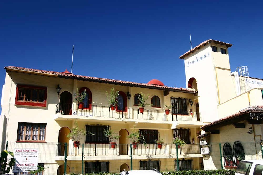 Lindo Mar Resort 1/50