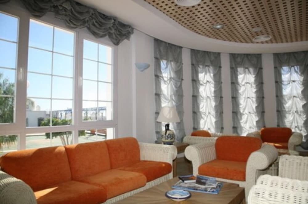 Punta Del Cantal Hotel Suites 20/48