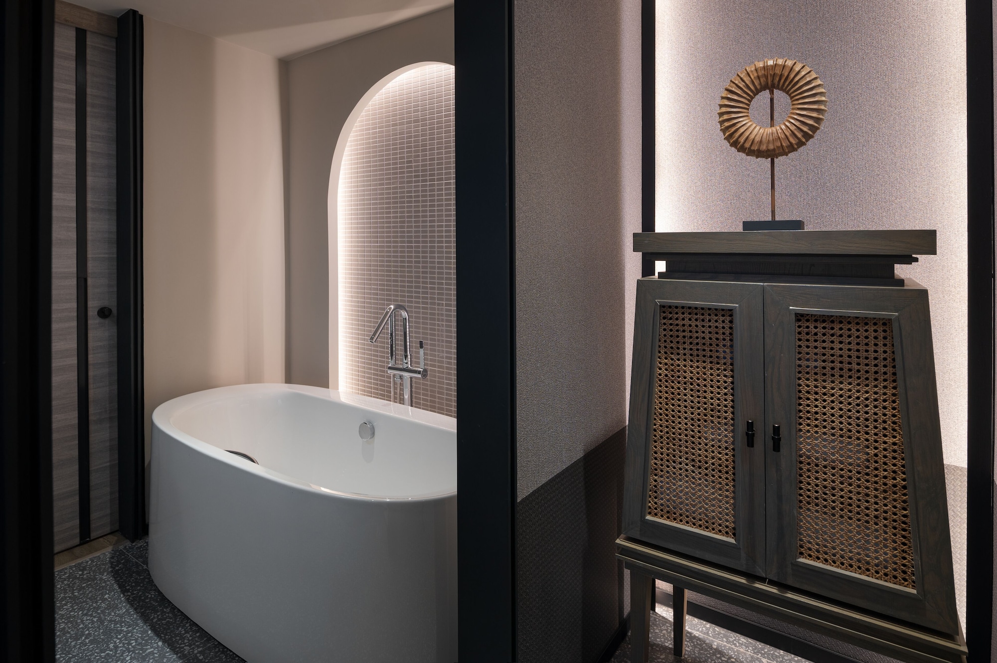 2 Bedrooms, Elite, Ocean, Suite, 2 King Beds