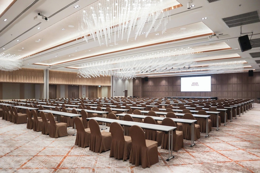 Asia Hotel Bangkok 55/60