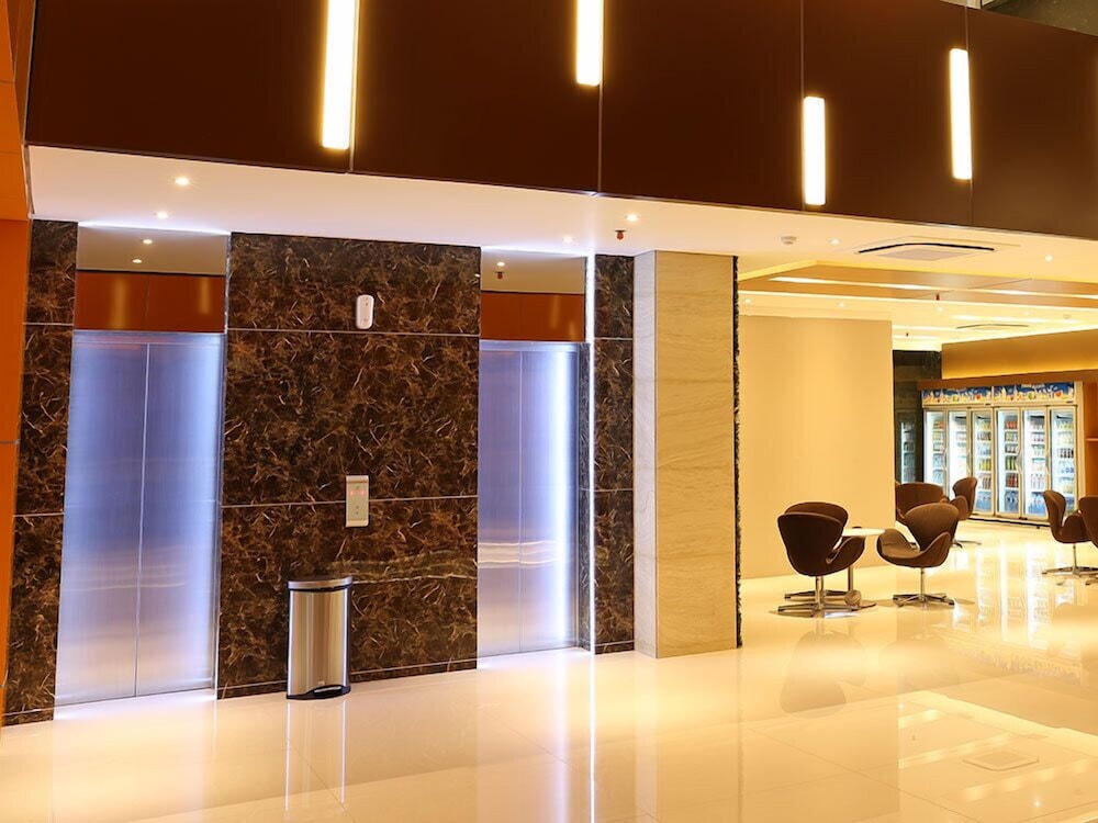 Grand Citihub Hotel Kajoetangan 41/61
