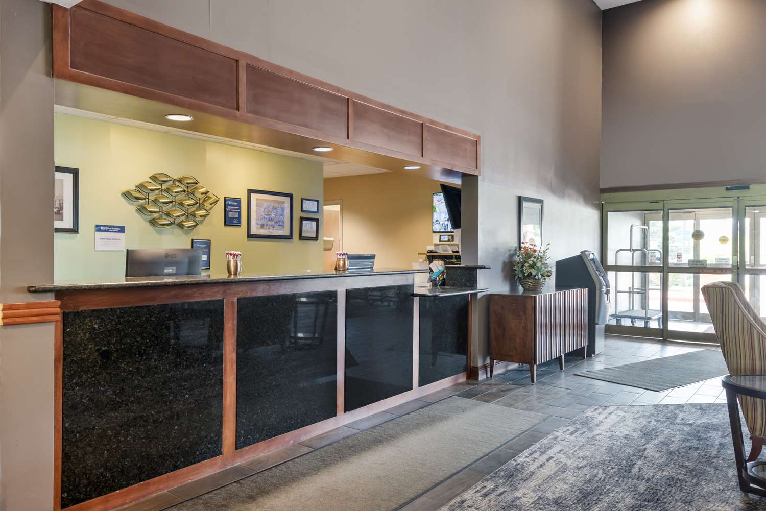 Best Western Plus Eau Claire Conference Center 5/62