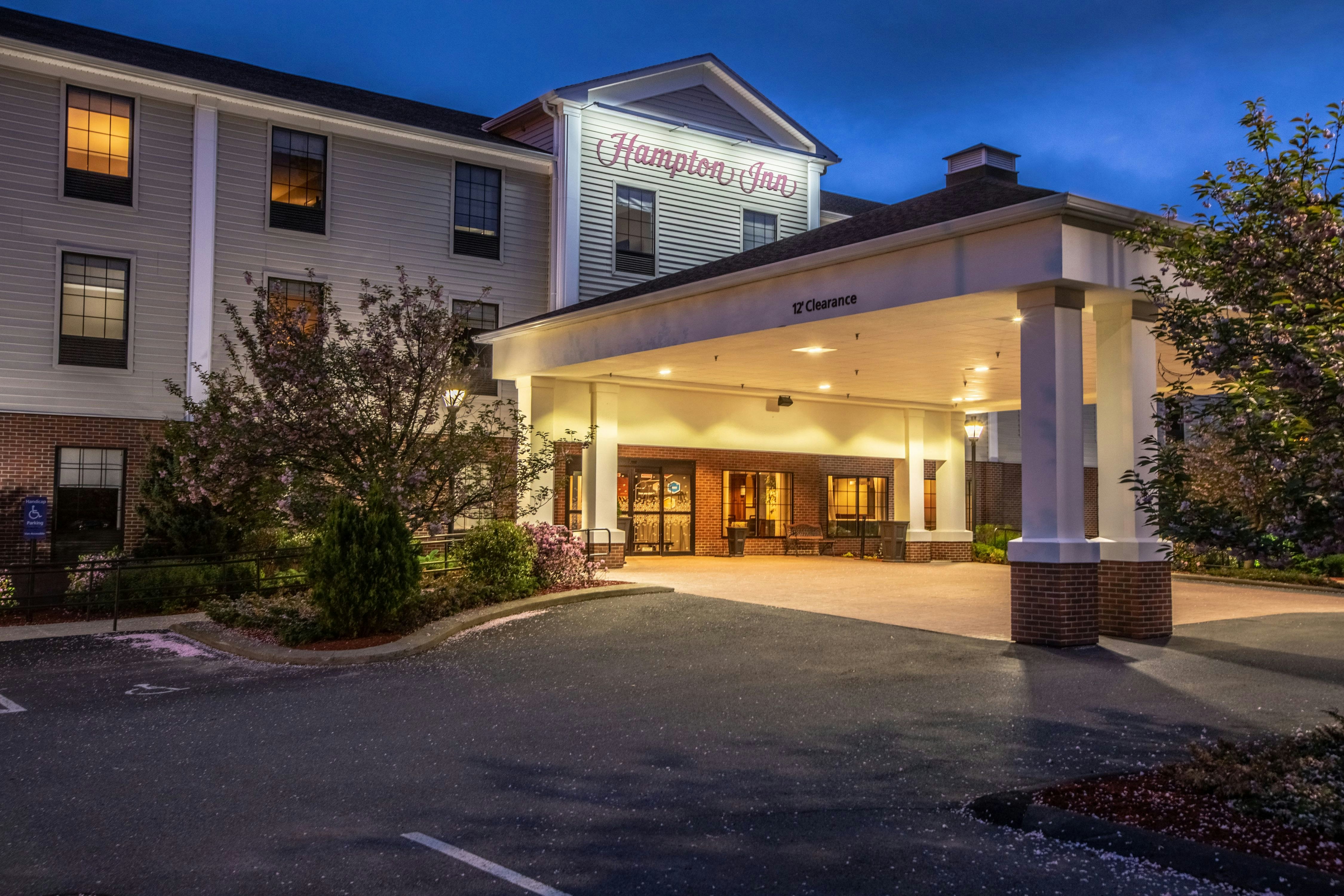 Hampton Inn Hadley-Amherst Area 4/44