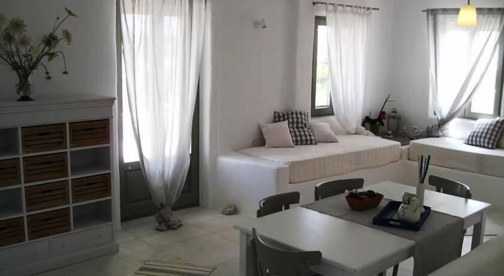AERAKIVILLAS 7/21
